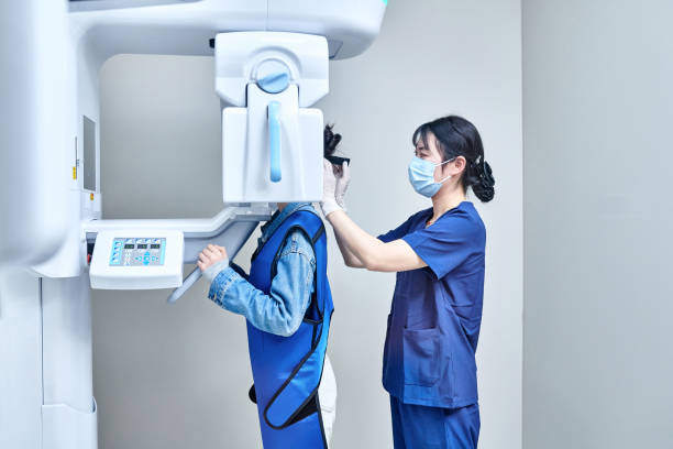 Best Weekend Emergency Dentist in Jan Phyl Village, FL